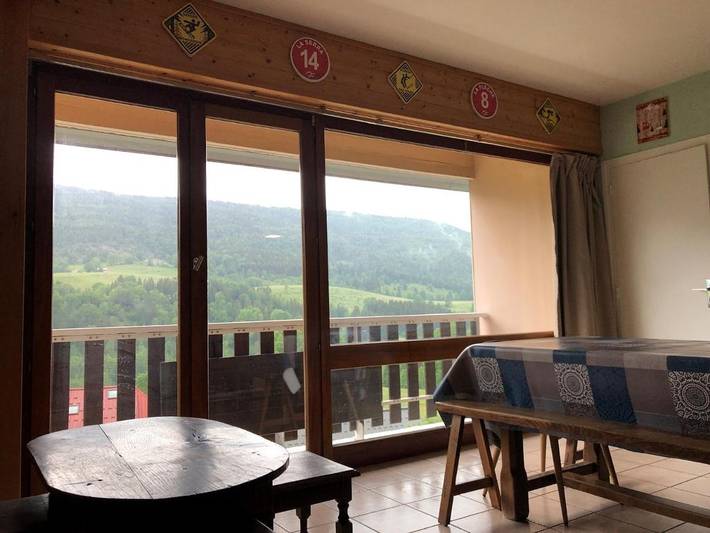 Gîte pour 8 personnes, avec balcon et vue à Lélex - 3
