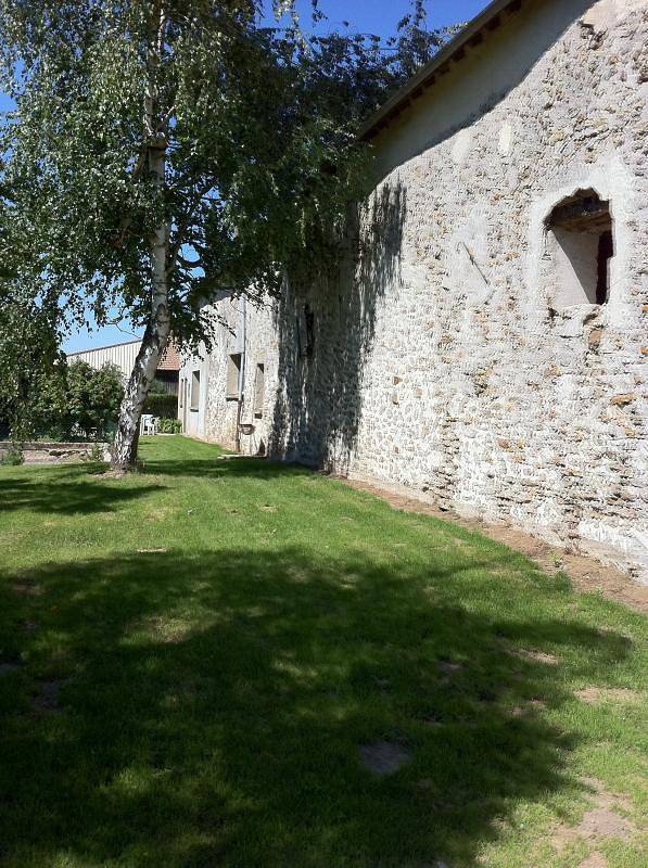 Gîte pour 5 personnes, avec jardin, animaux acceptés à Aulnoy