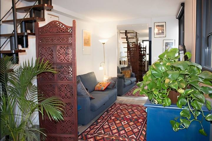 Gîte pour 3 personnes, avec terrasse et jardin