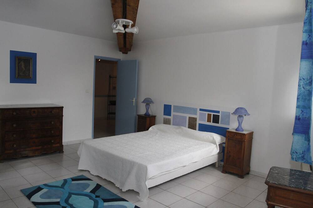 Gîte pour 7 Personnes dans Arles, Parc naturel régional de Camargue