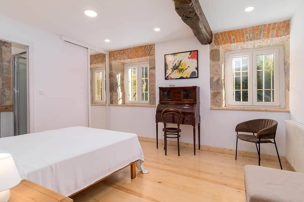 Apartamento entero, Elegante apartamento en un entorno impresionante in Medio Cudeyo, Costa de Cantabria