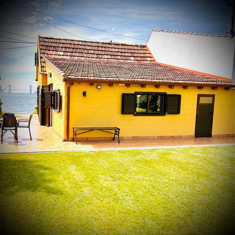 Casa O Piñeiro in Praia da Punta (Redondela), Rias Baixas