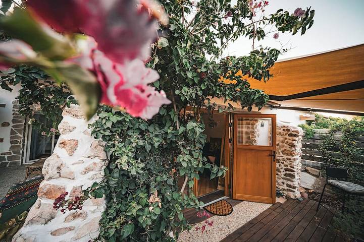 Gîte pour 2 personnes, avec jardin, animaux acceptés