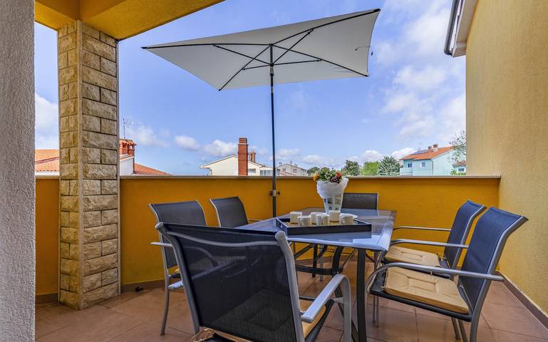 Apartamento entero, Ferienwohnung Erika - Dachterrasse mit Meerblick - Sandstrand Bjeca - istriensonne 0004 in Pula-Medulin, Medulin