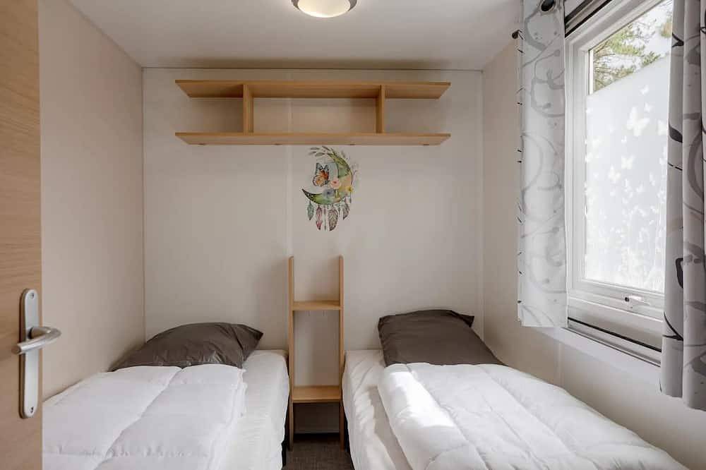 30. Mobil home 3 chambres (clim) in Saint-Jean-de-Monts, Vendée