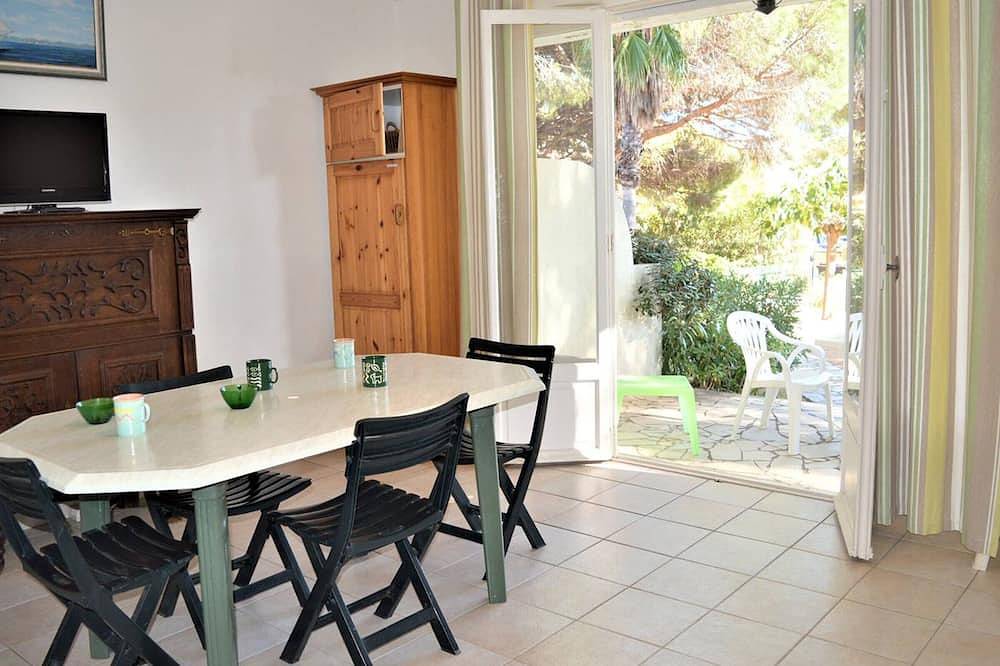Ganze Wohnung, Appartement pour 4 avec jardin privé, proche plage et commerces - Cavalaire-sur-Mer in Villars-Colmars, Castellane und Umgebung