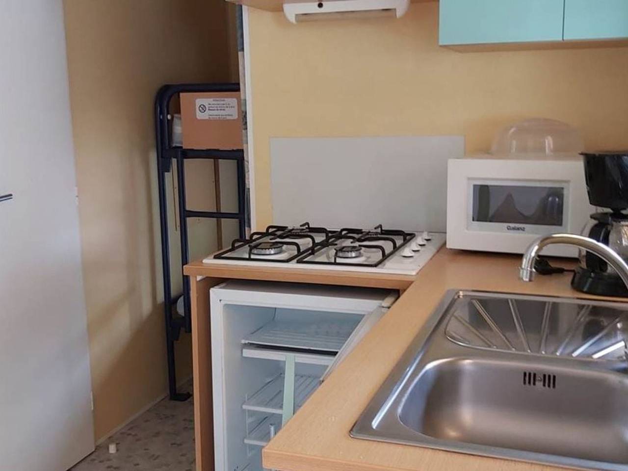 Mobil-home acogedor - 3 pers. in La Tour-d'Auvergne, Parque Natural Regional Volcans d'Auvergne