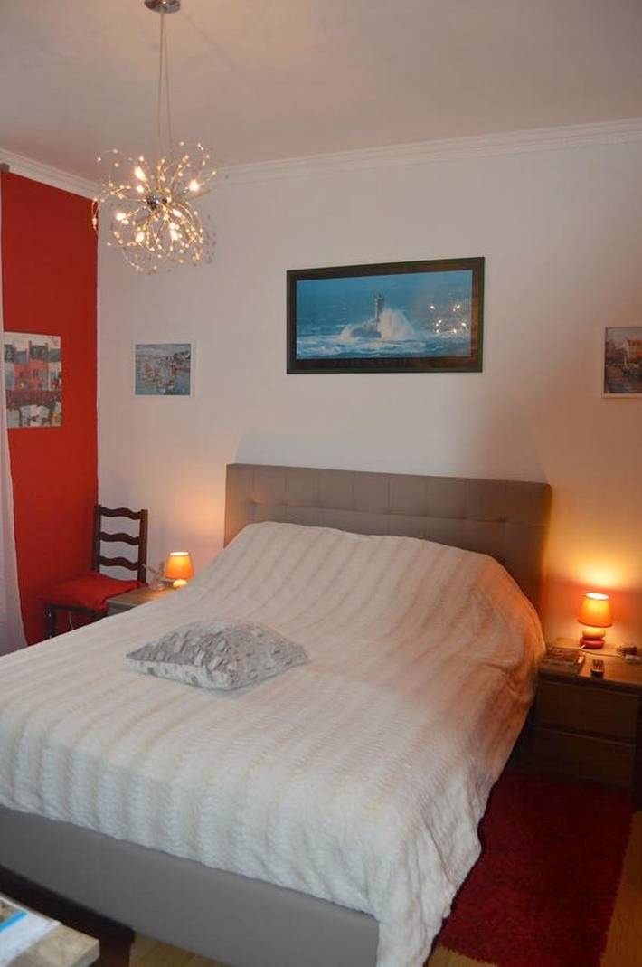 Chambre d’hôte pour 2 personnes, avec jacuzzi ainsi que sauna et terrasse