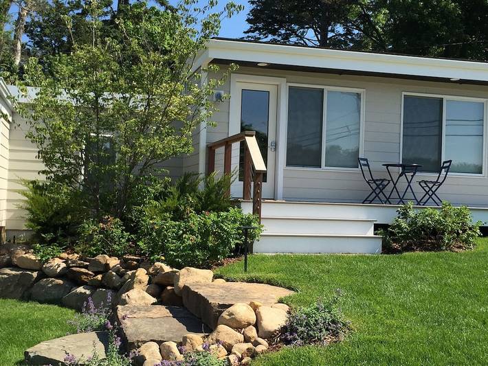 Vacation rental for 2 people, with terrace and yard in Montauk