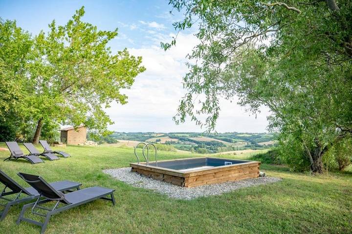 Location de vacances pour 14 personnes, avec jardin ainsi que piscine et vue à Monclar-de-Quercy - 4