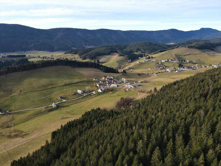 Gîte pour 10 personnes, avec jardin, animaux acceptés à Méaudre - 3