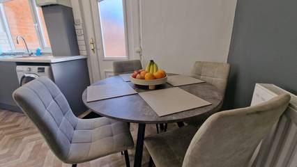 Holiday Rental for 4 People in Darlington, North East England, Photo 2