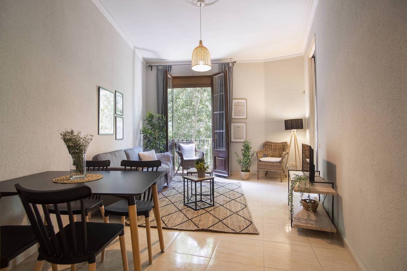 Ganze Wohnung, 22Man1017- Lovely apartment in Sant Antoni in Barcelona Zentrum, Barcelona