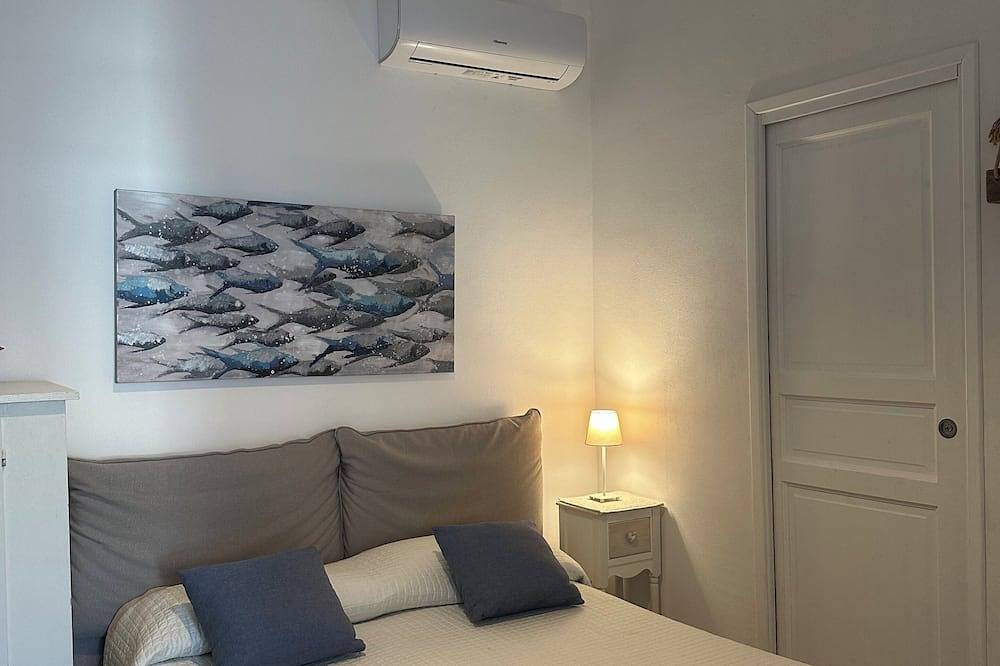 Kalos Haus mit Garten ein paar Schritte vom Meer entfernt in Favignana