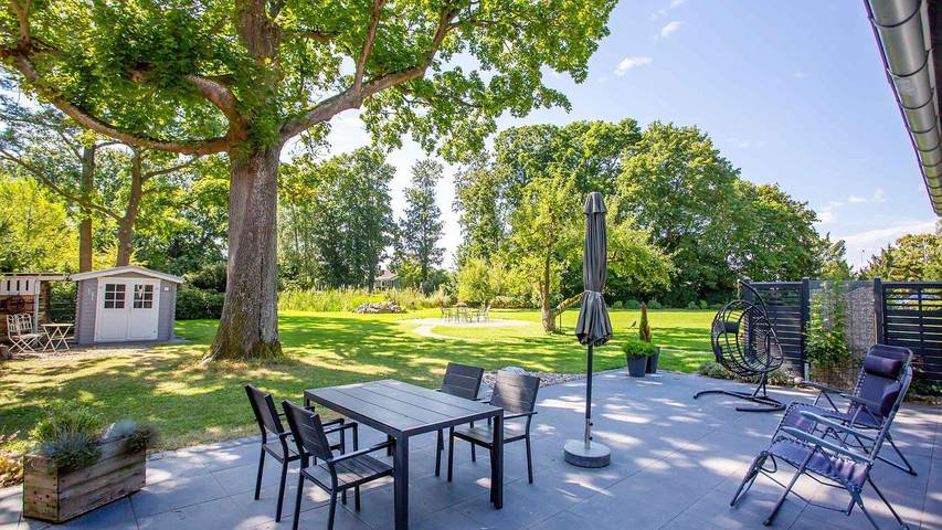 Ferienhaus für 2 Personen, mit Garten in Klink