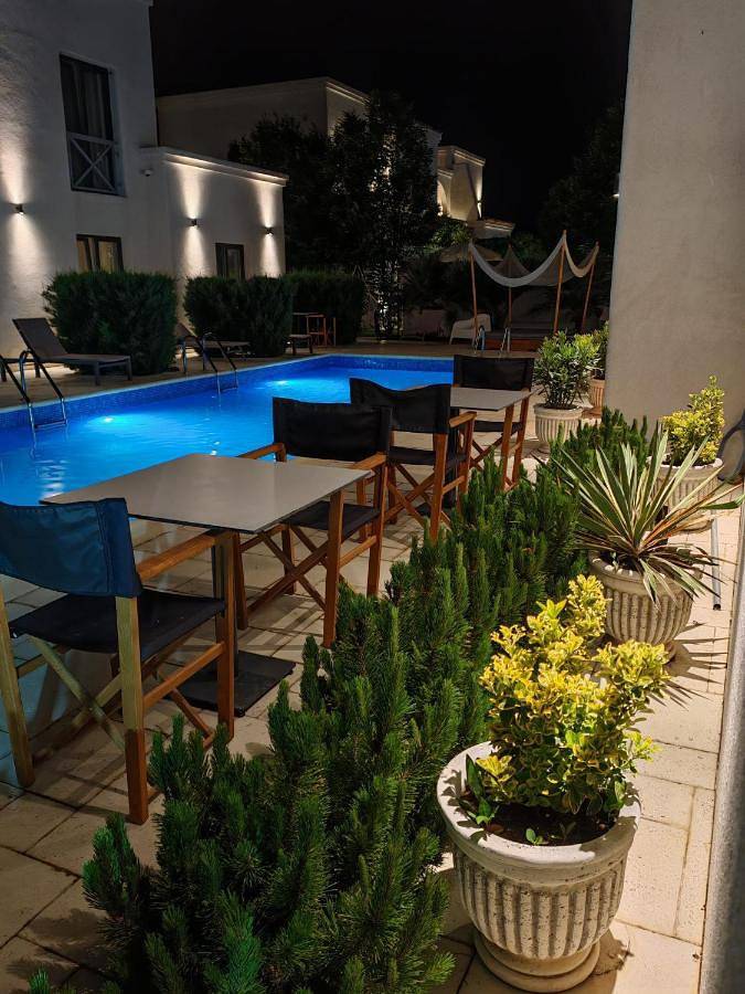 Maison d’hôte pour 2 personnes, avec vue ainsi que jardin et piscine dans Vama Veche - 4
