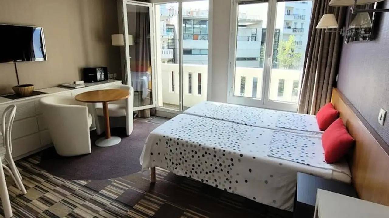 Appartement de vacances entier, Ferienwohnung für 3 Personen (26 m²) in Issy-les-Moulineaux in Paris, Île de France