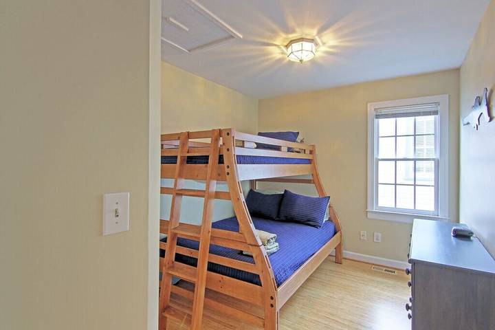 Vacation rental for 7 people, with terrace and yard, with pets in Wilmington