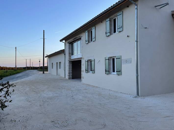 Gîte pour 10 personnes, avec Piscine en Dordogne - 2