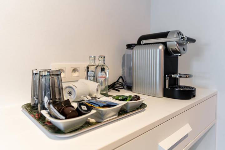 Location de vacances pour 2 personnes, avec jardin ainsi que terrasse et vue à Genk - 3