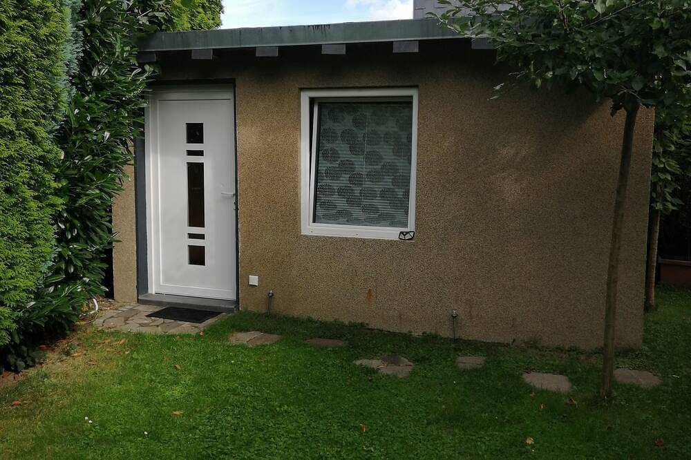 Appartamento intero, Small apartment for two people with garden and private entrance in Bochum, Ruhrgebiet