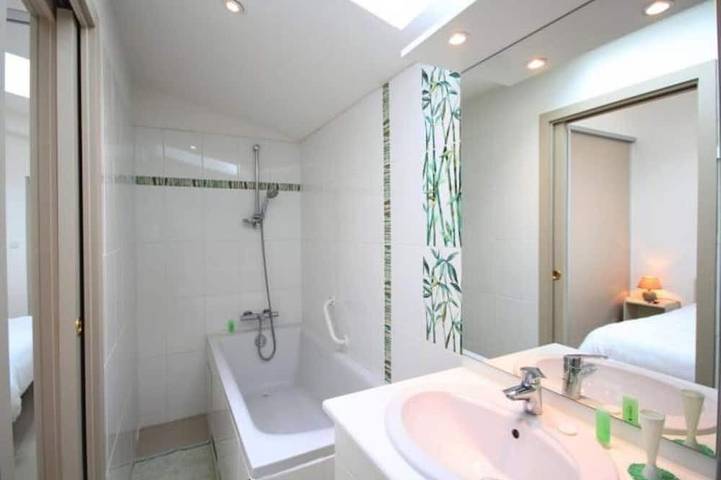 Location de vacances pour 2 personnes, avec piscine ainsi que jacuzzi et jardin à Saint-Martin-sur-Oust - 3