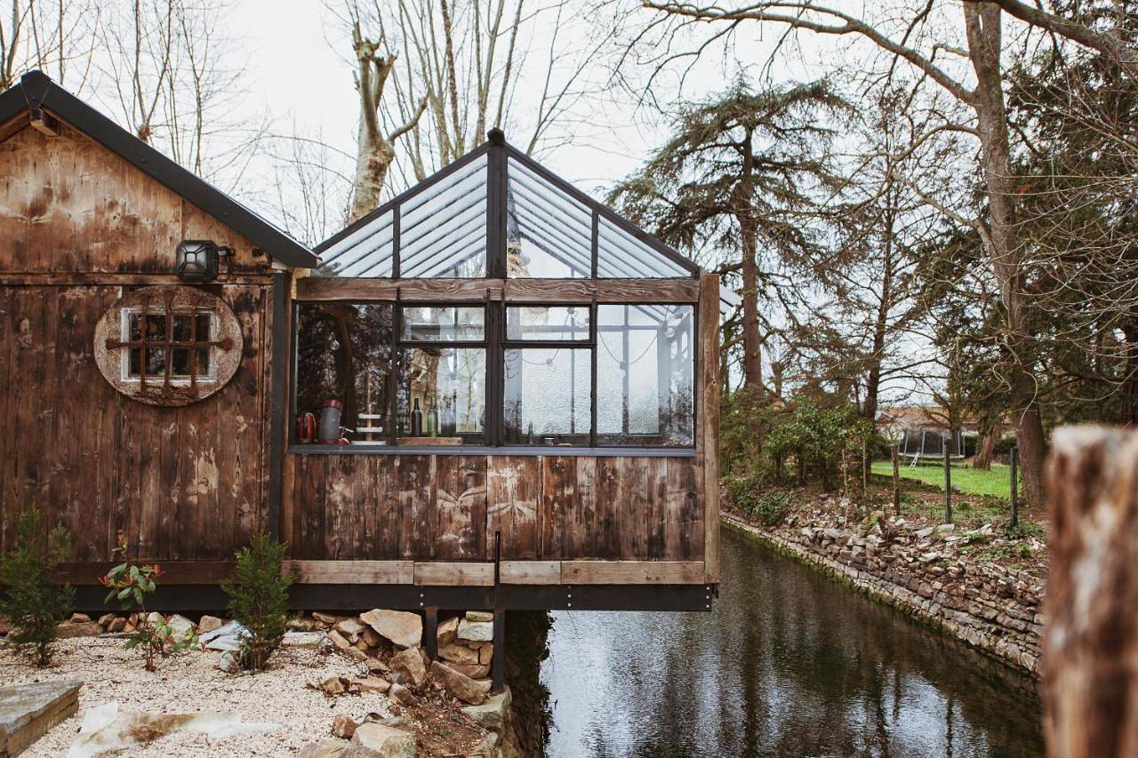 Gite insolite Domaine Forrest Loire in Saint-Symphorien-de-Lay, Région de Roanne
