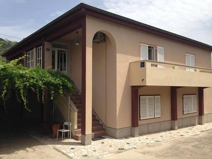 B&b per 2 persone, con Balcone e Terrazza nonché Giardino e Panorama in Krk (Croazia)