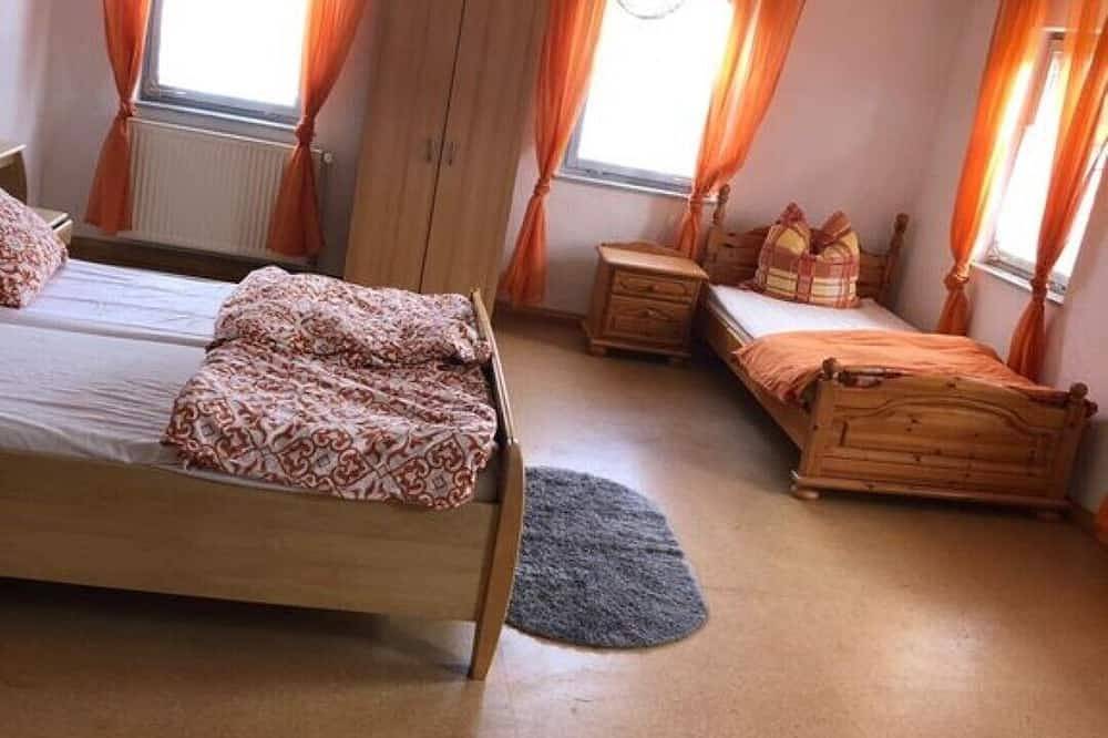 Ganze Wohnung, Idyllisches Bauernhaus in Höhenlage im Bayerischen Wald, Wlan in Hutthurm, Ostbayern