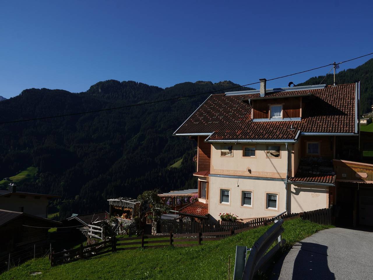 Wohnung in Hippach mit Bergblick in Tuxer Alpen, Hippach