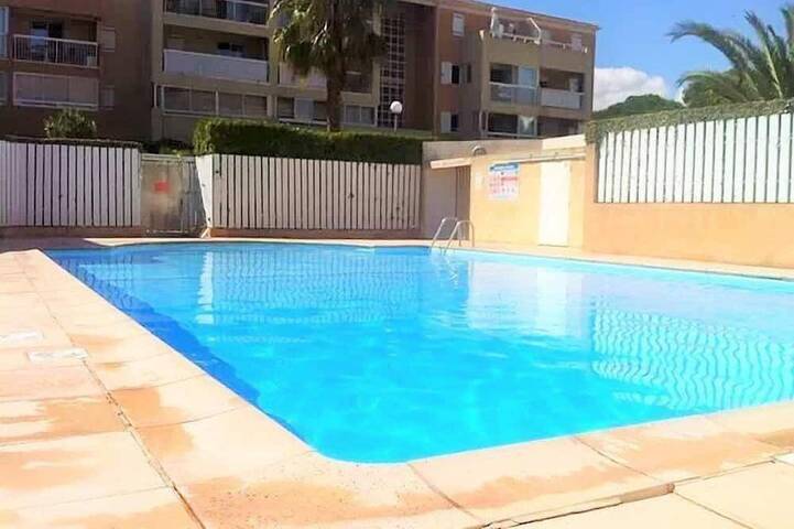 Appartement de vacances pour 5 personnes, avec piscine et balcon - 1