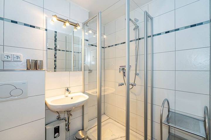 Ganze Wohnung, Gemütliche Maisonette-Ferienwohnung in Westerland, für max. 3 Personen. in Westerland, Sylt (Gemeinde)