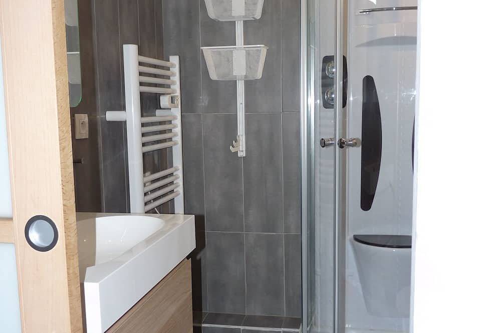 Appartement entier, Grand studio 40m2 centre station Valberg in Péone, Région de Nice