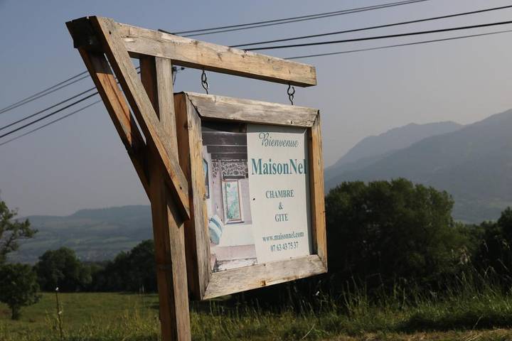 Location de vacances pour 2 personnes, avec vue et jardin à Saint-Bonnet-en-Champsaur