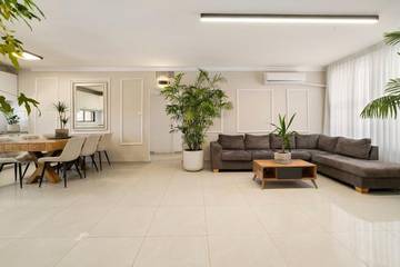 Gîte pour 6 personnes, avec vue et piscine à Netanya