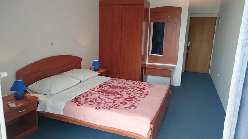 Zimmer für 2 Personen, mit Terrasse, mit Haustier - 1