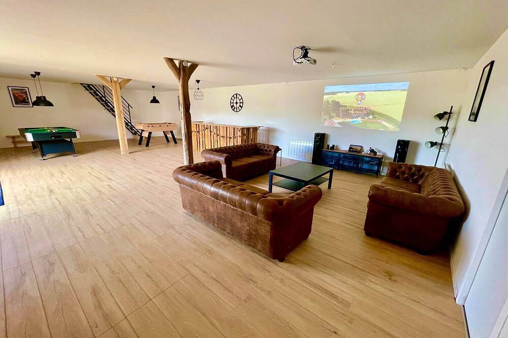 Villa Cocorico (45) 30 pers-piscine-1h30 Paris in Saint-Hilaire-les-Andrésis, Région de Montargis