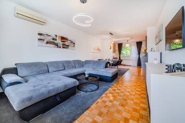 Gîte pour 4 personnes, avec balcon, adapté aux familles à Zagreb