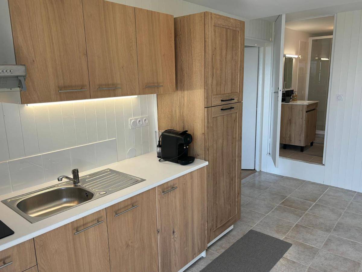 Appartement entier, One-Bedroom Apartment in Monnetier-Mornex, Région de Saint-Julien-en-Genevois