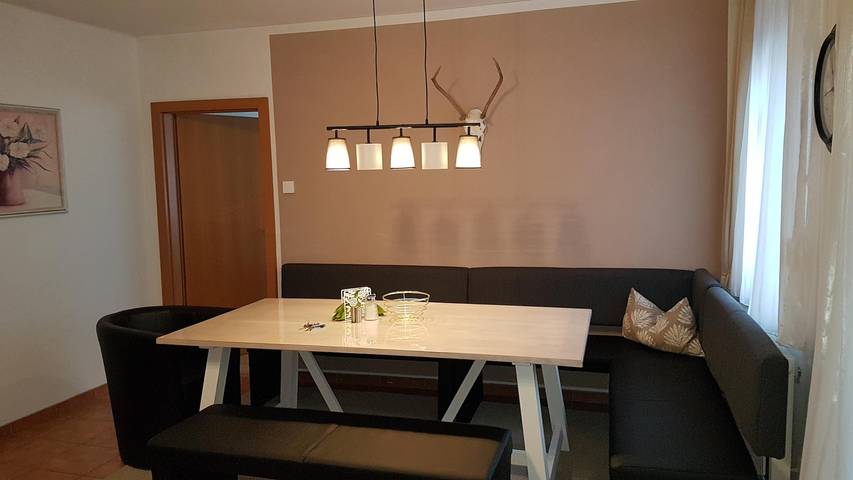 Ferienwohnung für 12 Personen, mit Terrasse und Ausblick sowie Garten - 1