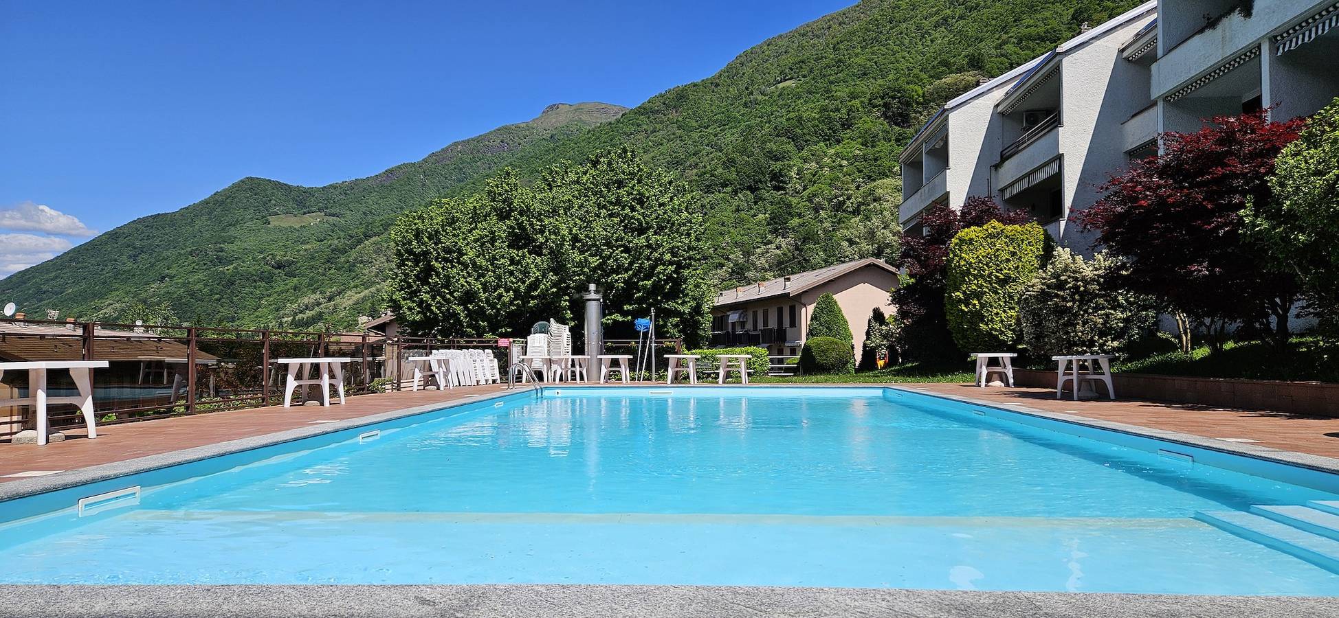 Ganze Wohnung, Top Panorama - Piscina in Introbio, Orobie Alpen West