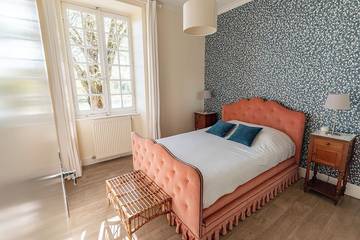 Gîte pour 12 Personnes dans Apremont-sur-Allier, Saint-Amand-Montrond, Photo 2