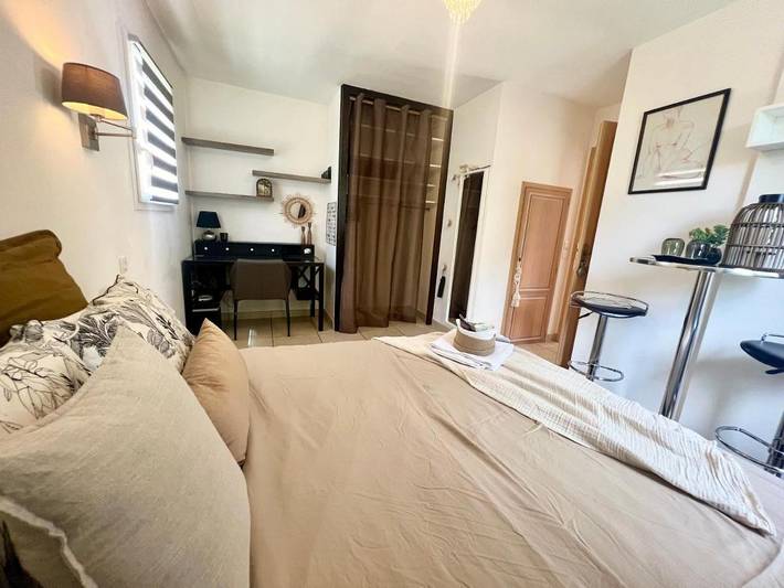 Gîte pour 2 personnes, avec vue et jardin à Saint-Égrève - 4