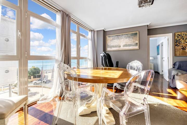 Appartement entier, Appartement 'Altea Beach' avec vue sur la mer, Wi-Fi et climatisation in Platja de l'Espigó (Altea), Altea