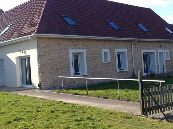 Gîte pour 10 personnes, avec Terrasse et Jardin à Belle-et-Houllefort