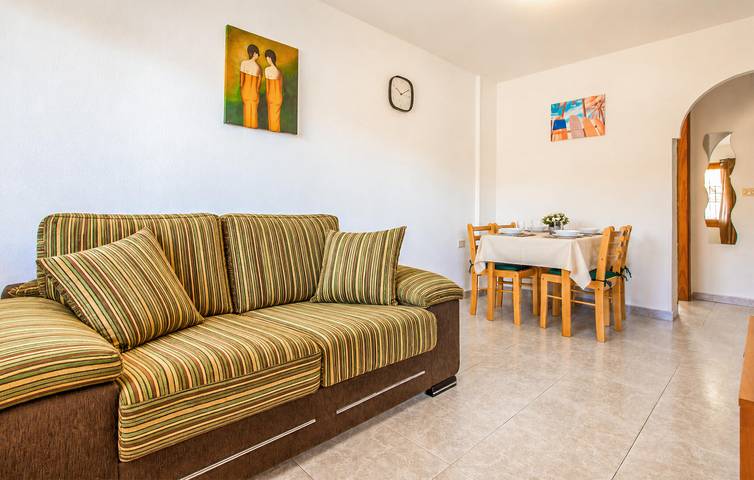 Appartement de vacances entier, 2km de la plage, lit double, terrasse et plus encore ! in San Pedro del Pinatar, Costa Cálida