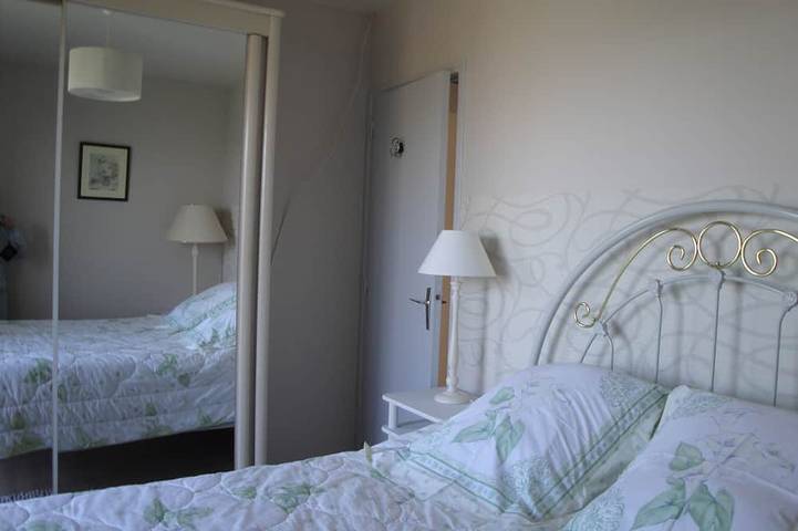 Gîte pour 4 personnes, avec balcon et jardin, animaux acceptés dans Plage de Pen-Guen - 2