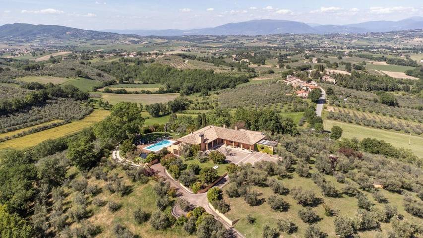 Apartamento de vacaciones para 7 personas, con jardín además de piscina y vistas - 1