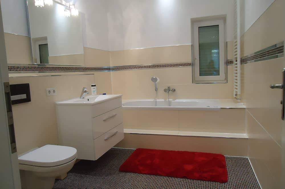 Hochwertige Ferienunterkunft in Berlin-Kaulsdorf mit Wlan in Marzahn - Hellersdorf, Berlin