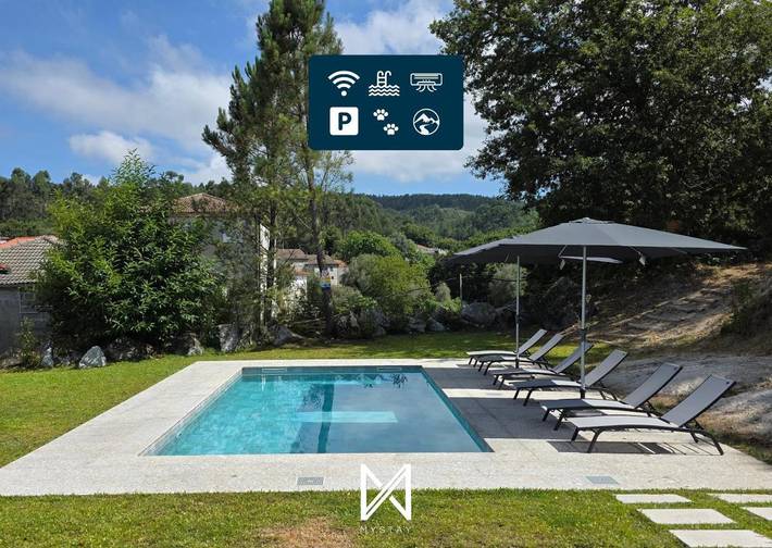 Location de vacances pour 6 personnes, avec vue ainsi que piscine et jardin, animaux acceptés à Fafe